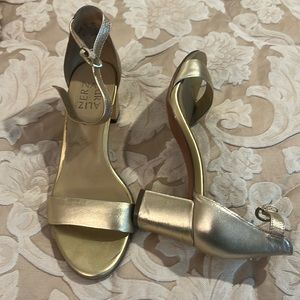 Comfortable Gold sandals